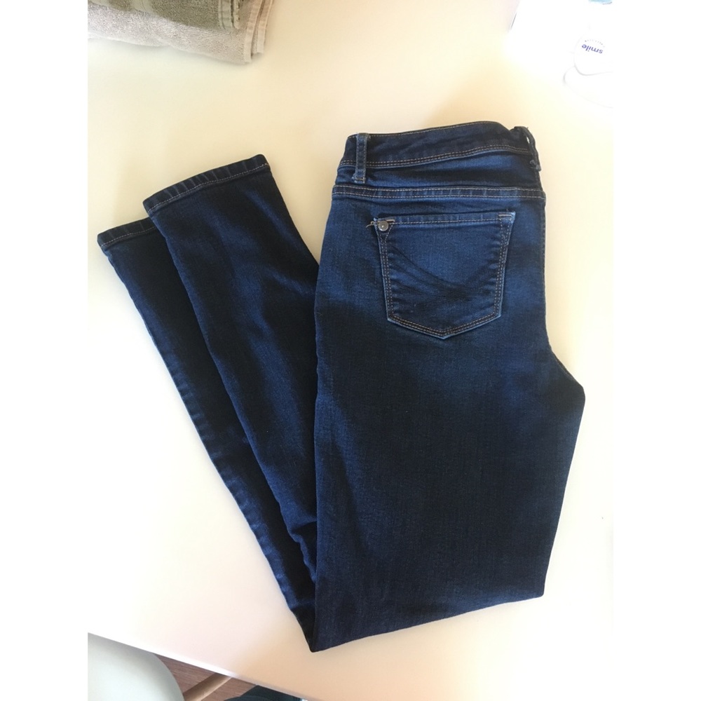 Simply Vera Vera Wang slimming skinny jeans